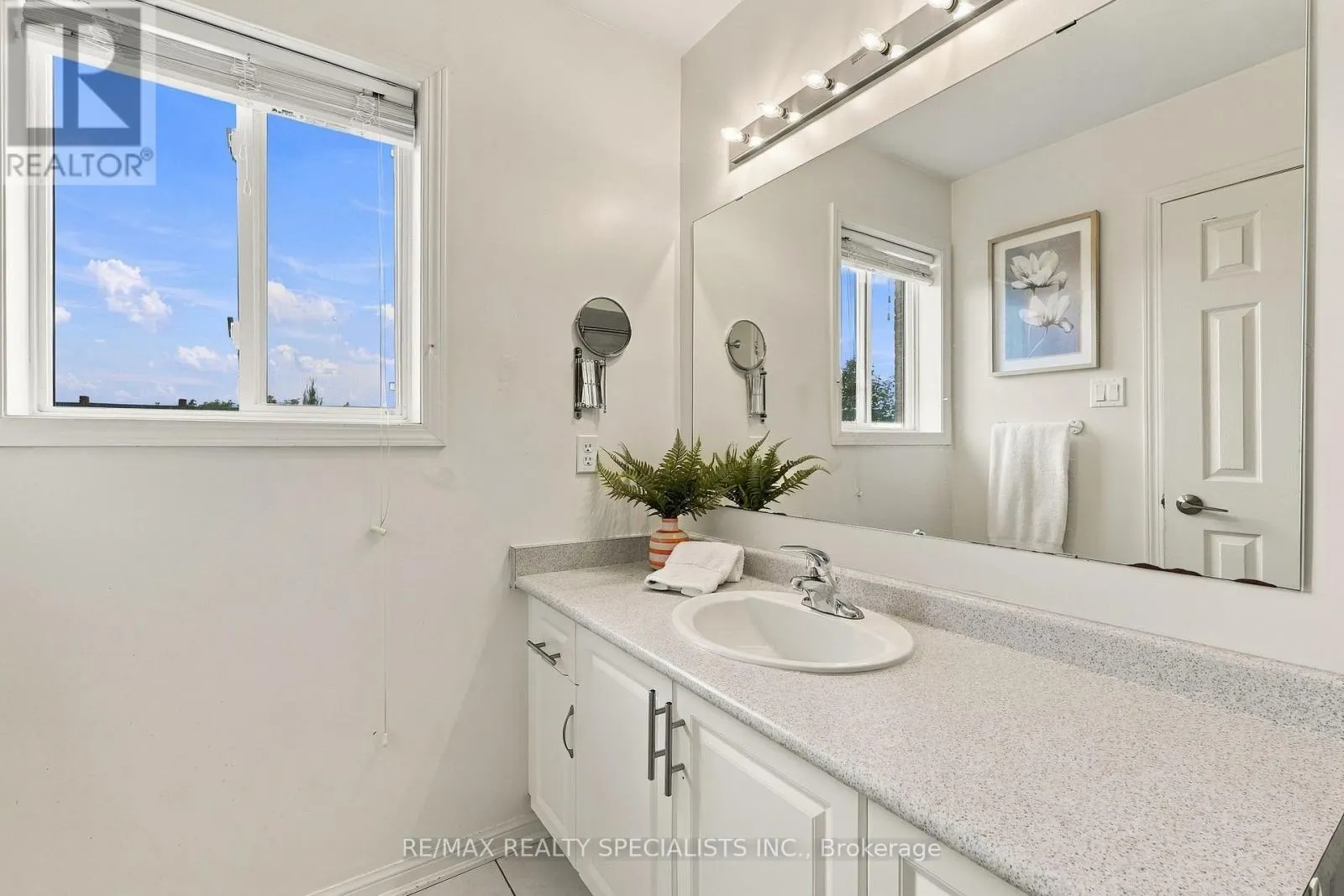1140 BONIN CRESCENT