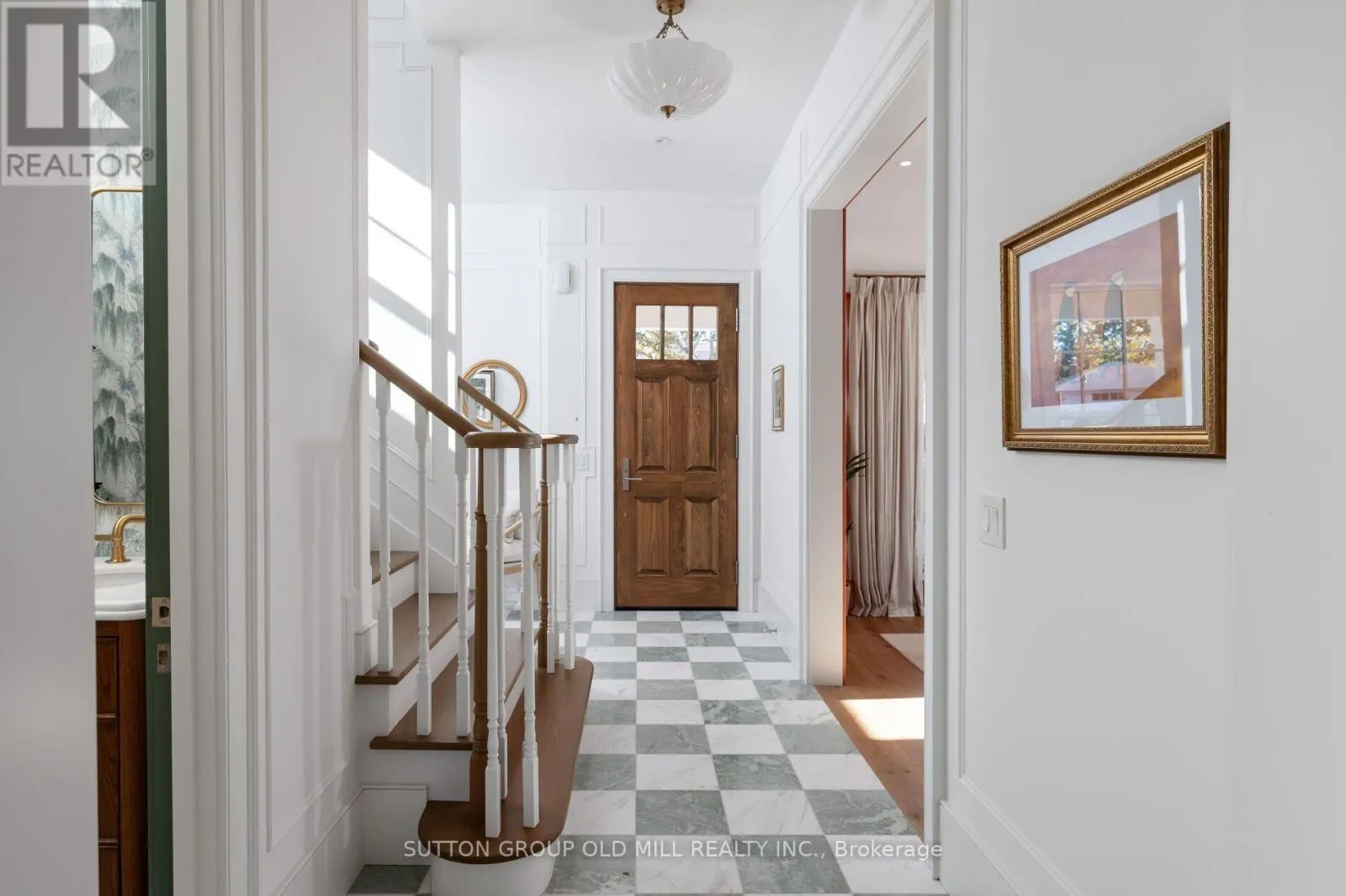 25 BEAUCOURT ROAD