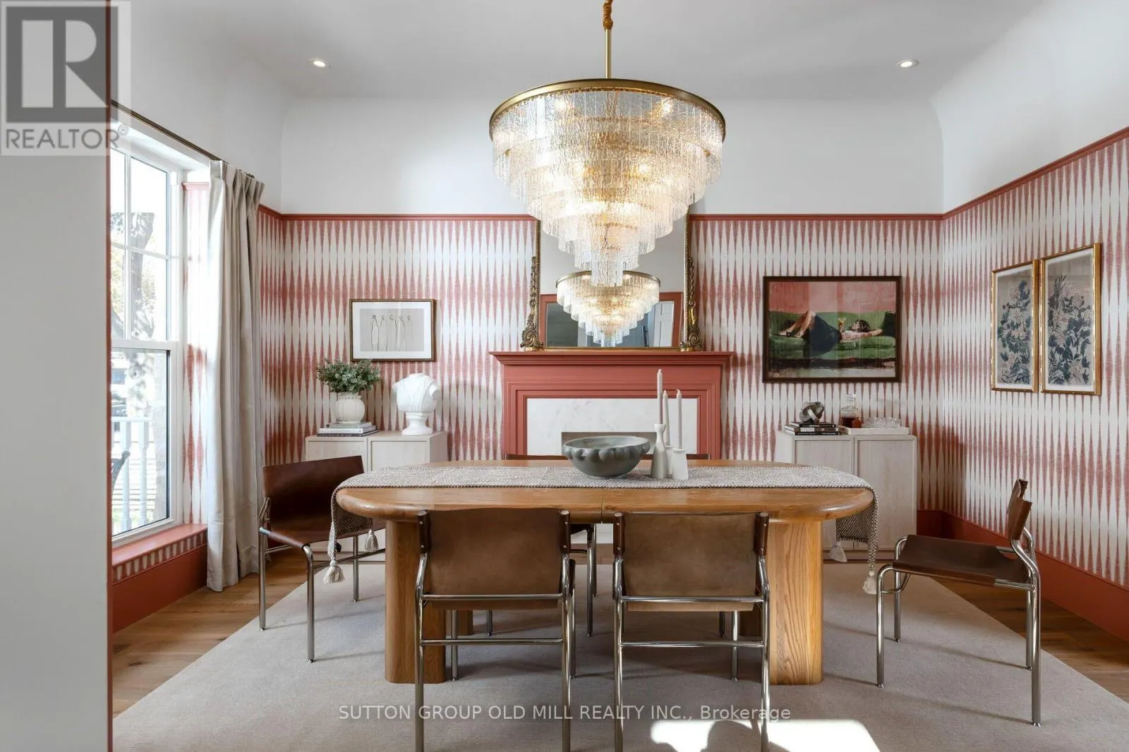 25 BEAUCOURT ROAD