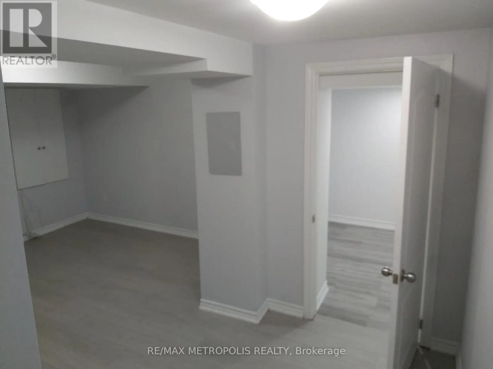 BSMT - 42 DOLLY VARDEN DRIVE