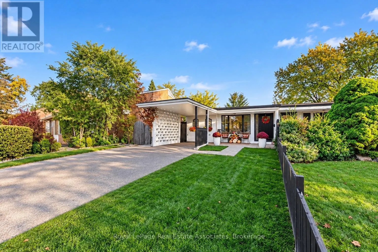 2604 CONSTABLE ROAD