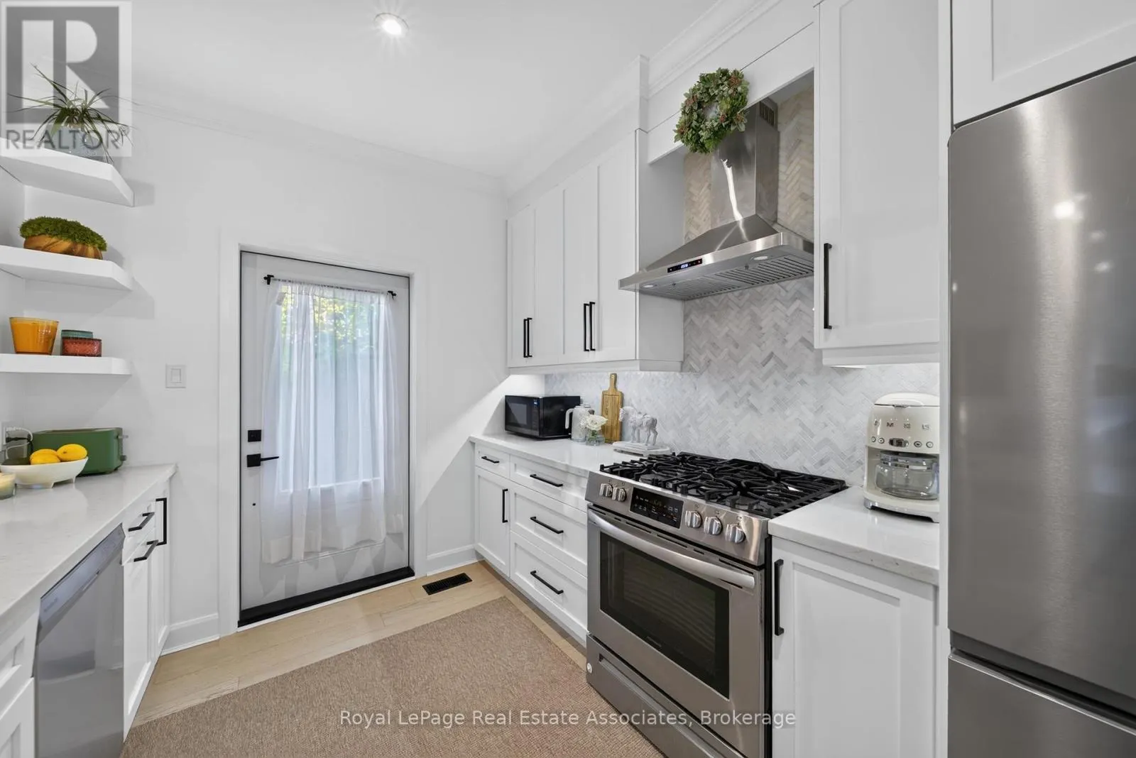 2604 CONSTABLE ROAD