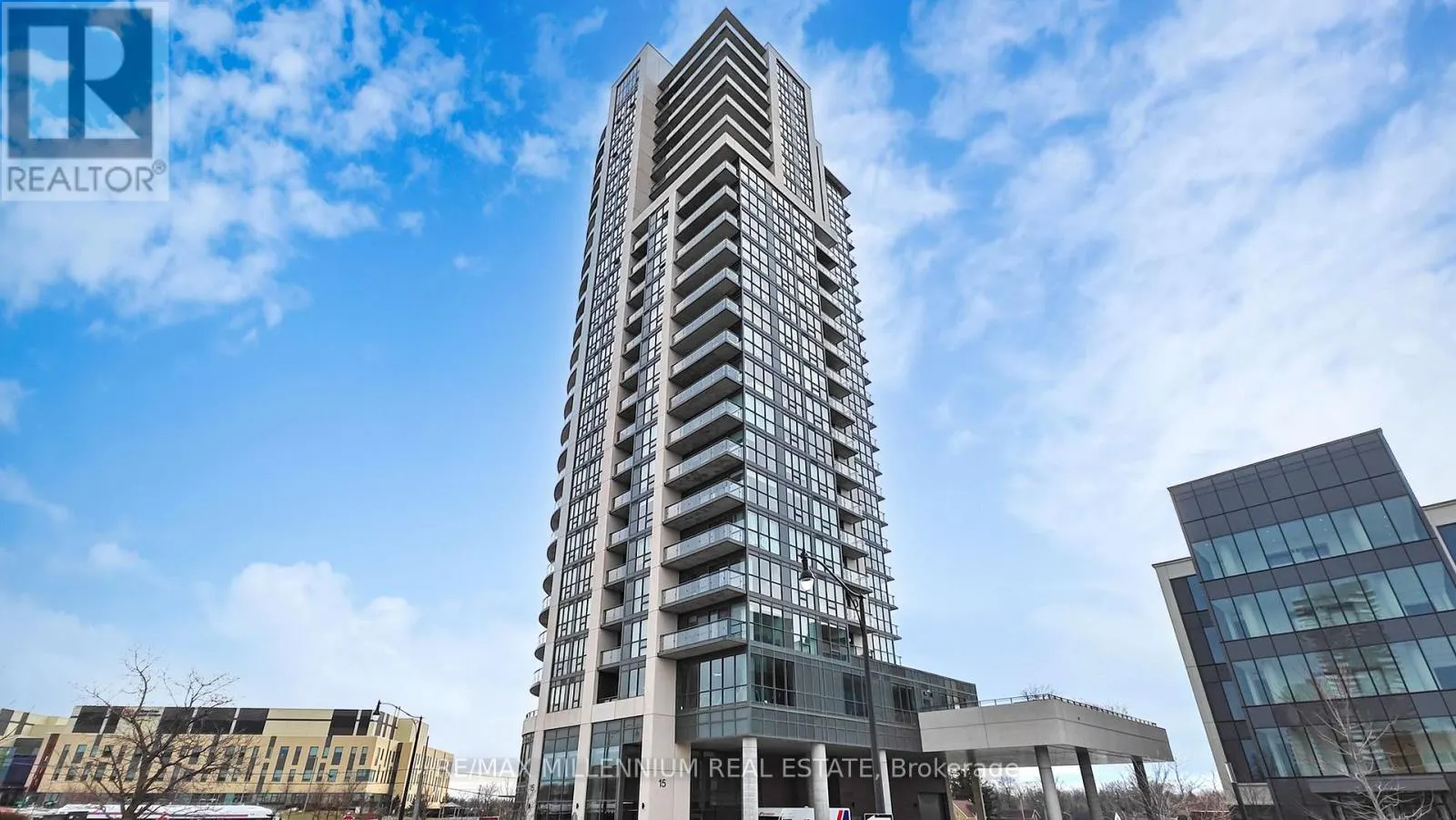 404 - 15 LYNCH STREET