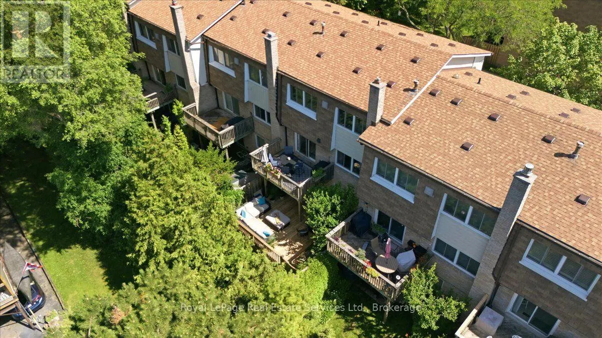 5 - 2120 MARINE DRIVE #5