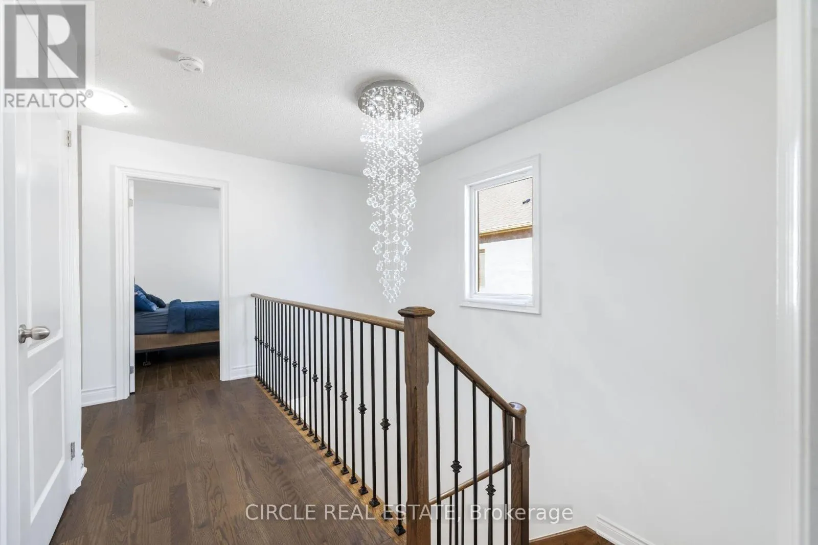 13 LADY EVELYN CRESCENT