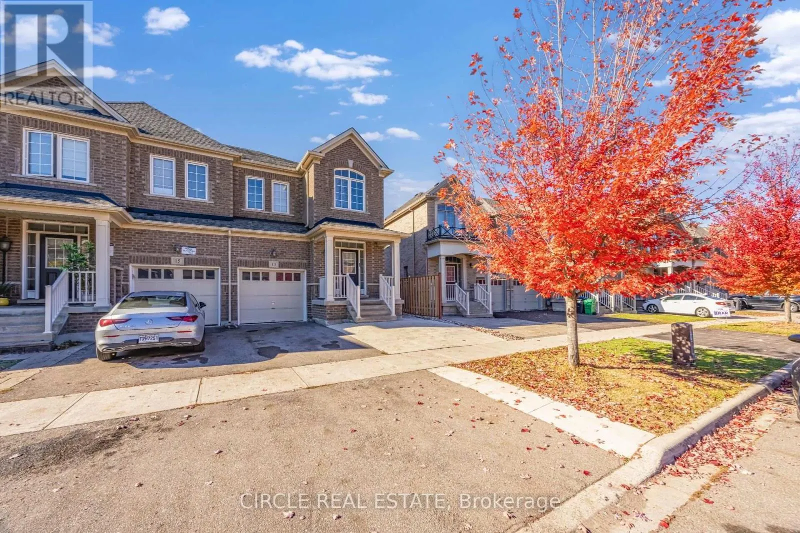 13 LADY EVELYN CRESCENT