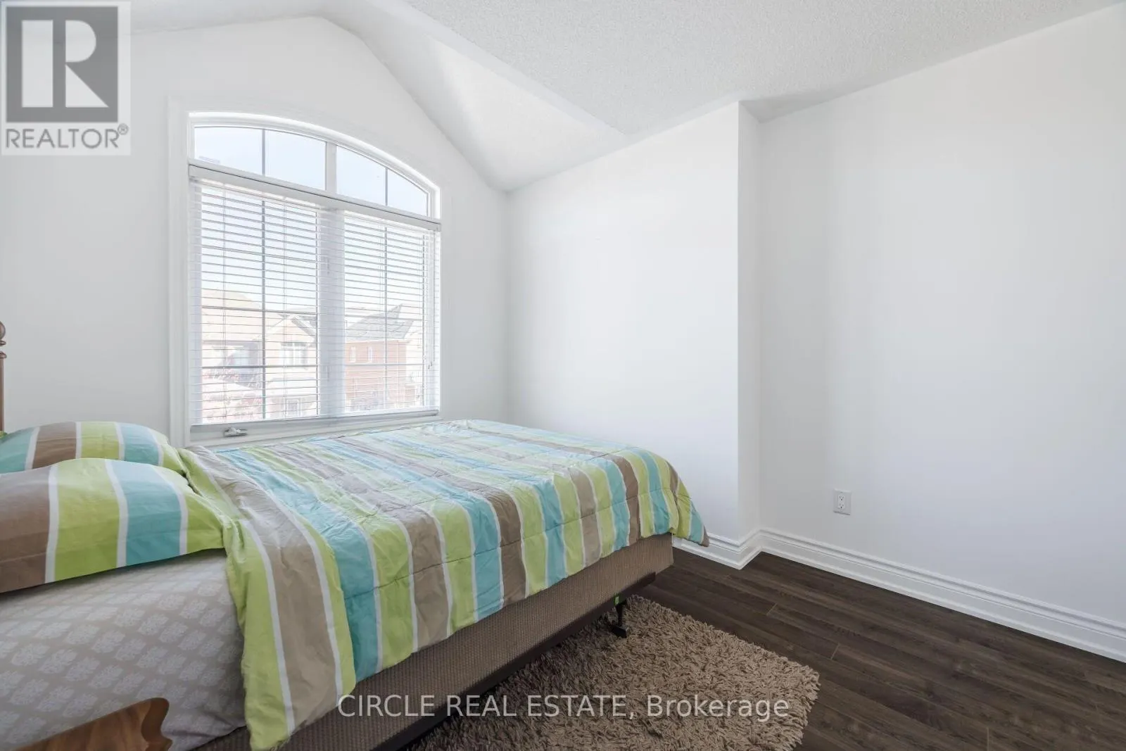 13 LADY EVELYN CRESCENT