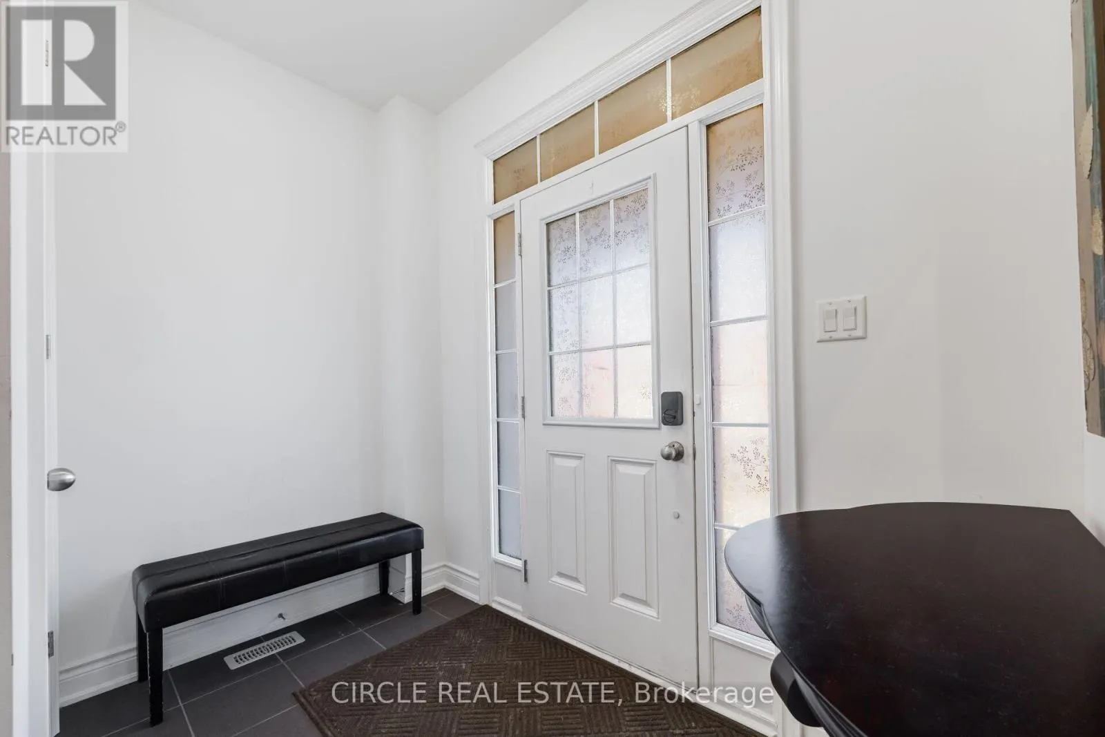 13 LADY EVELYN CRESCENT