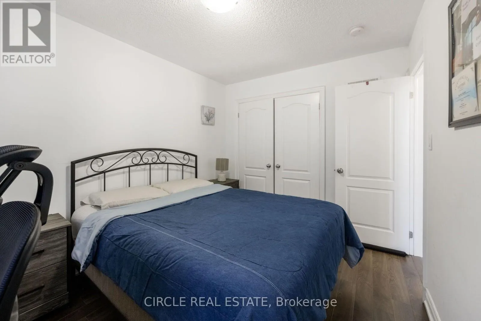 13 LADY EVELYN CRESCENT