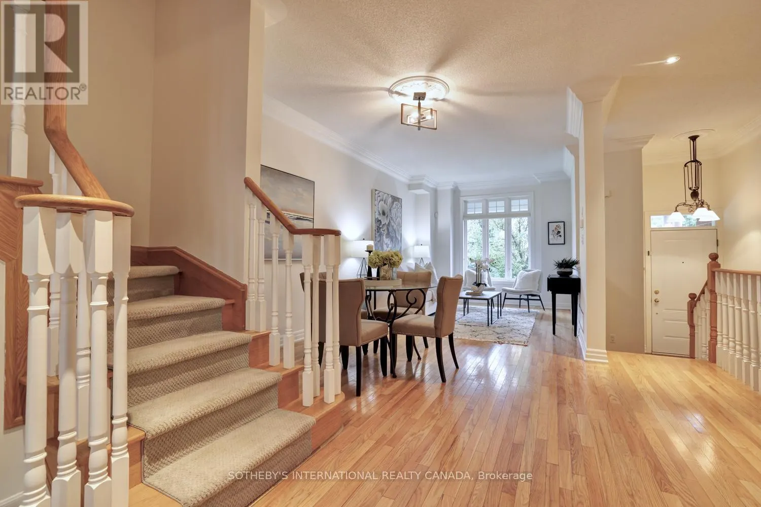 112 WATERSIDE DRIVE