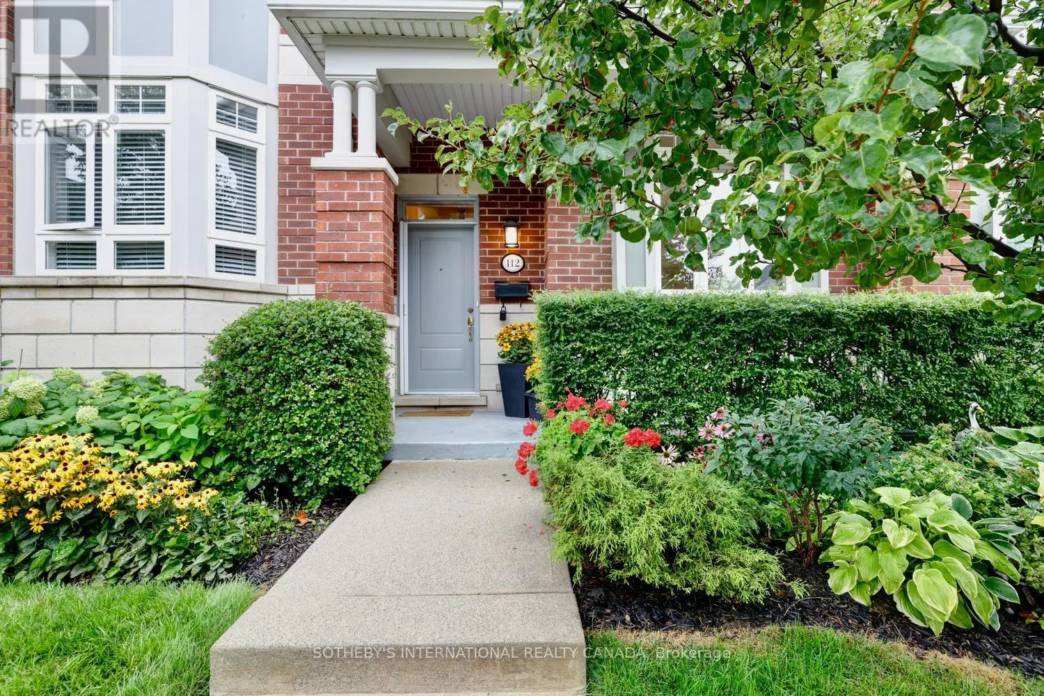 112 WATERSIDE DRIVE