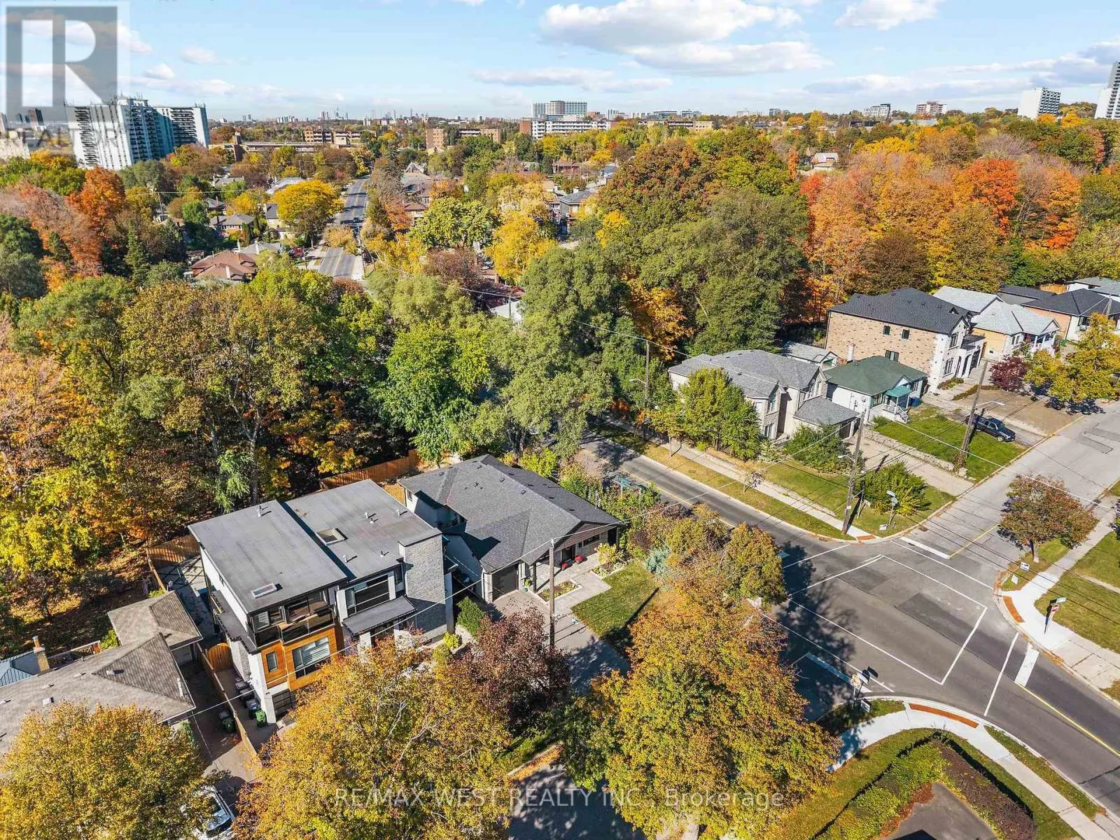 42 WOOLTON CRESCENT