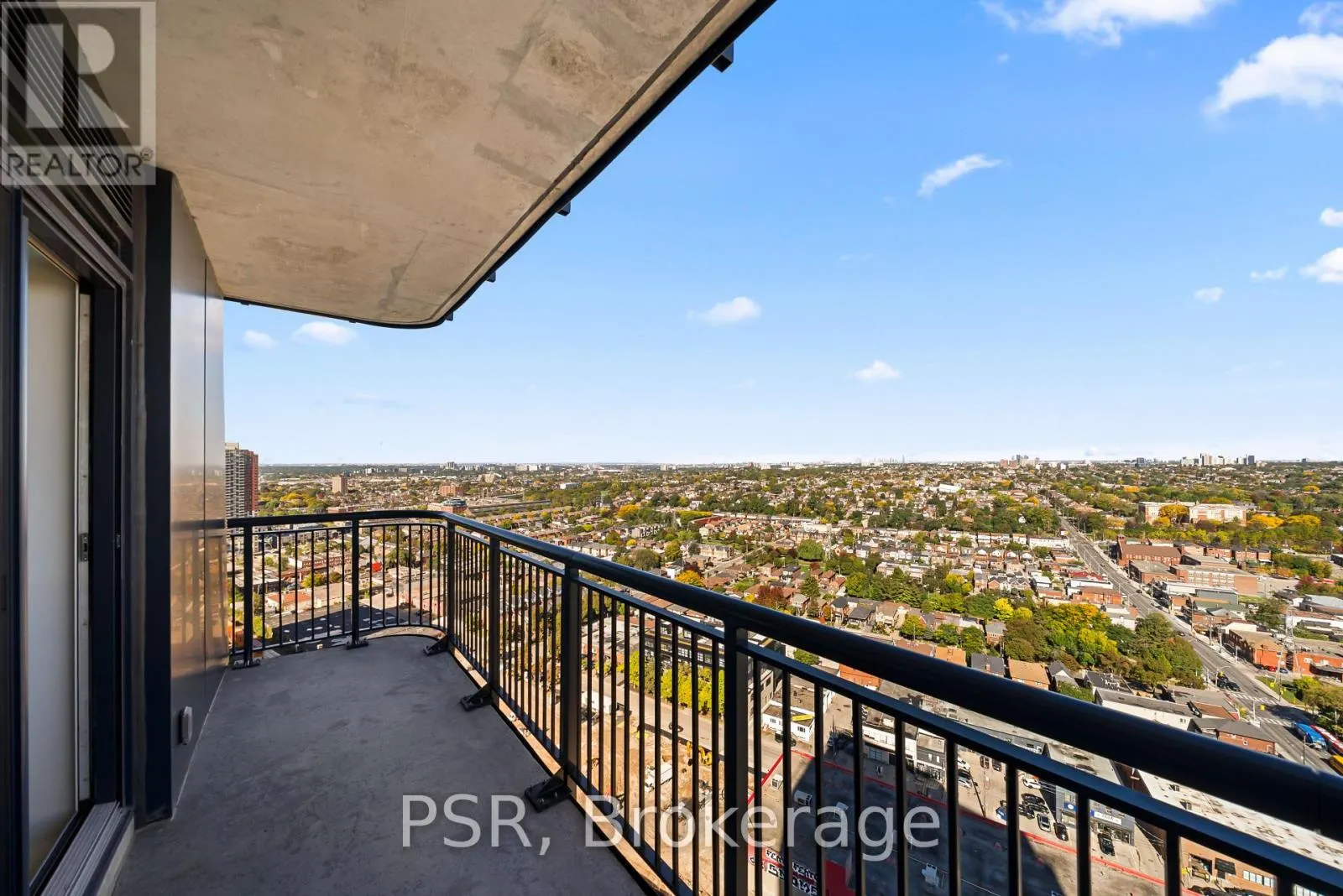 2402 - 1185 DUPONT STREET