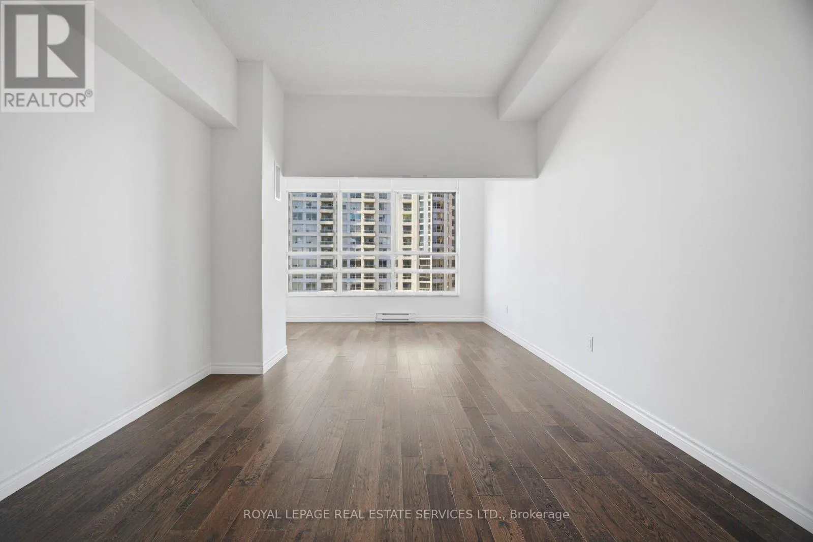 PH05 - 250 WEBB DRIVE