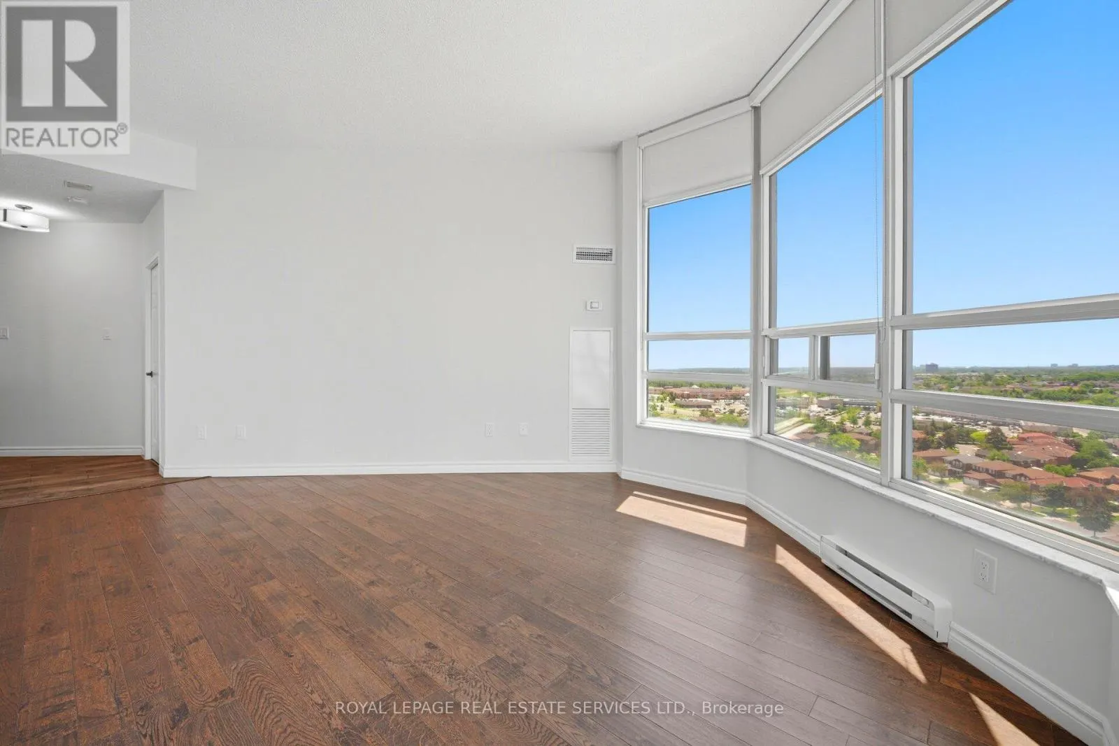 PH05 - 250 WEBB DRIVE