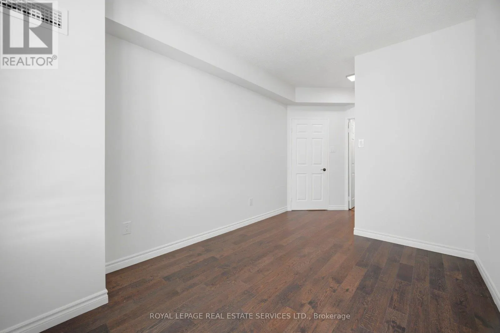PH05 - 250 WEBB DRIVE