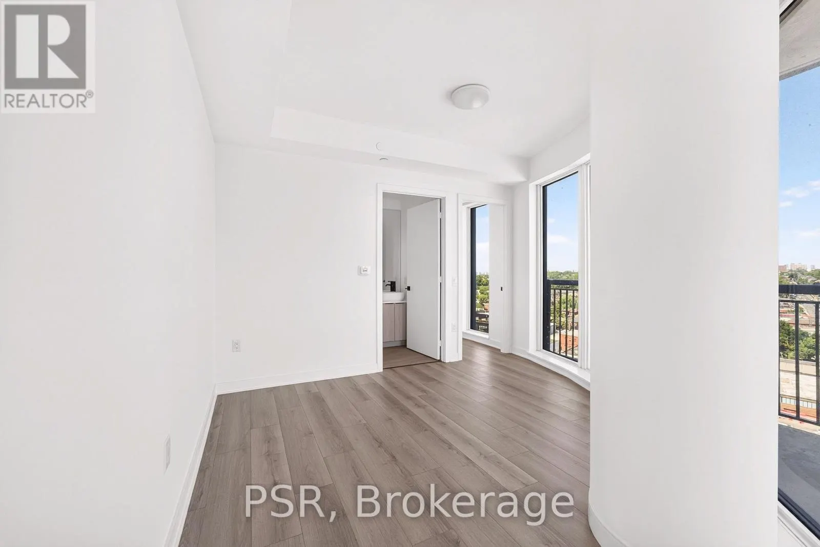 1207 - 1185 DUPONT STREET