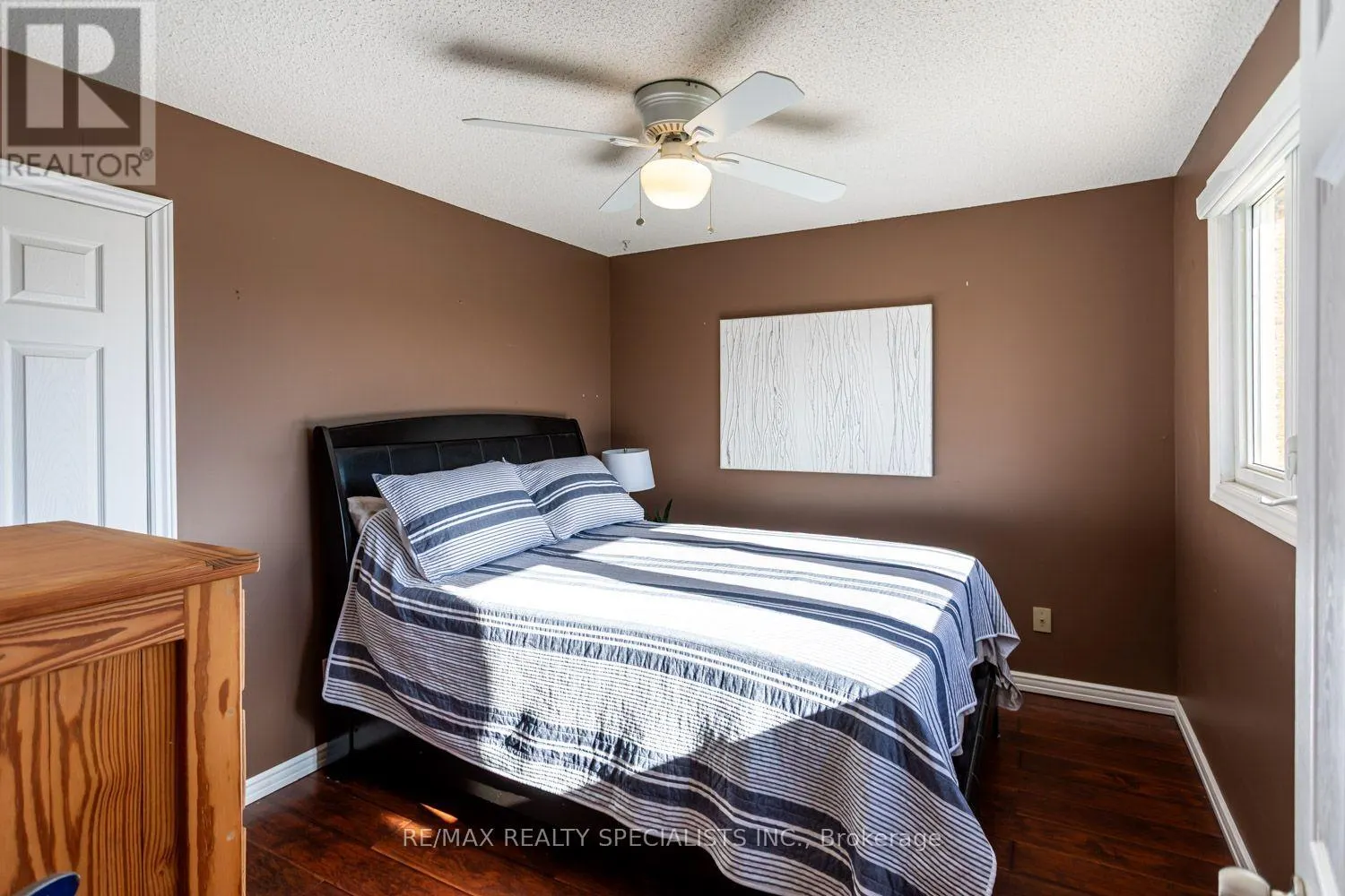 1 BURWASH COURT