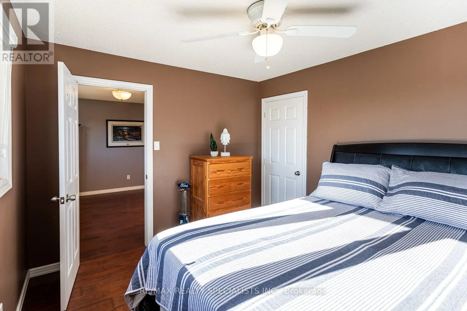 1 BURWASH COURT