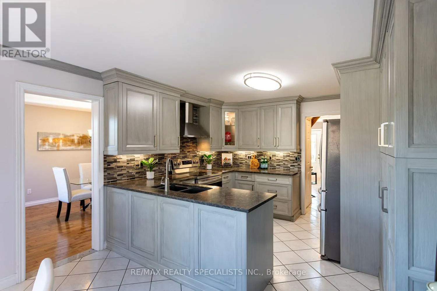 1 BURWASH COURT