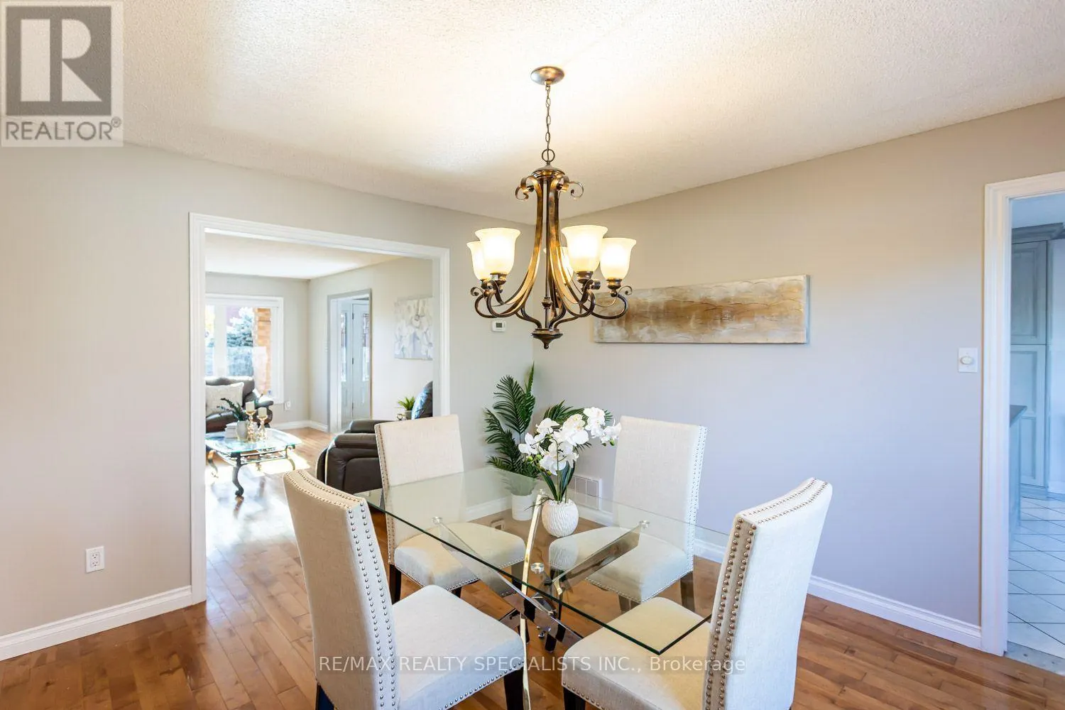 1 BURWASH COURT