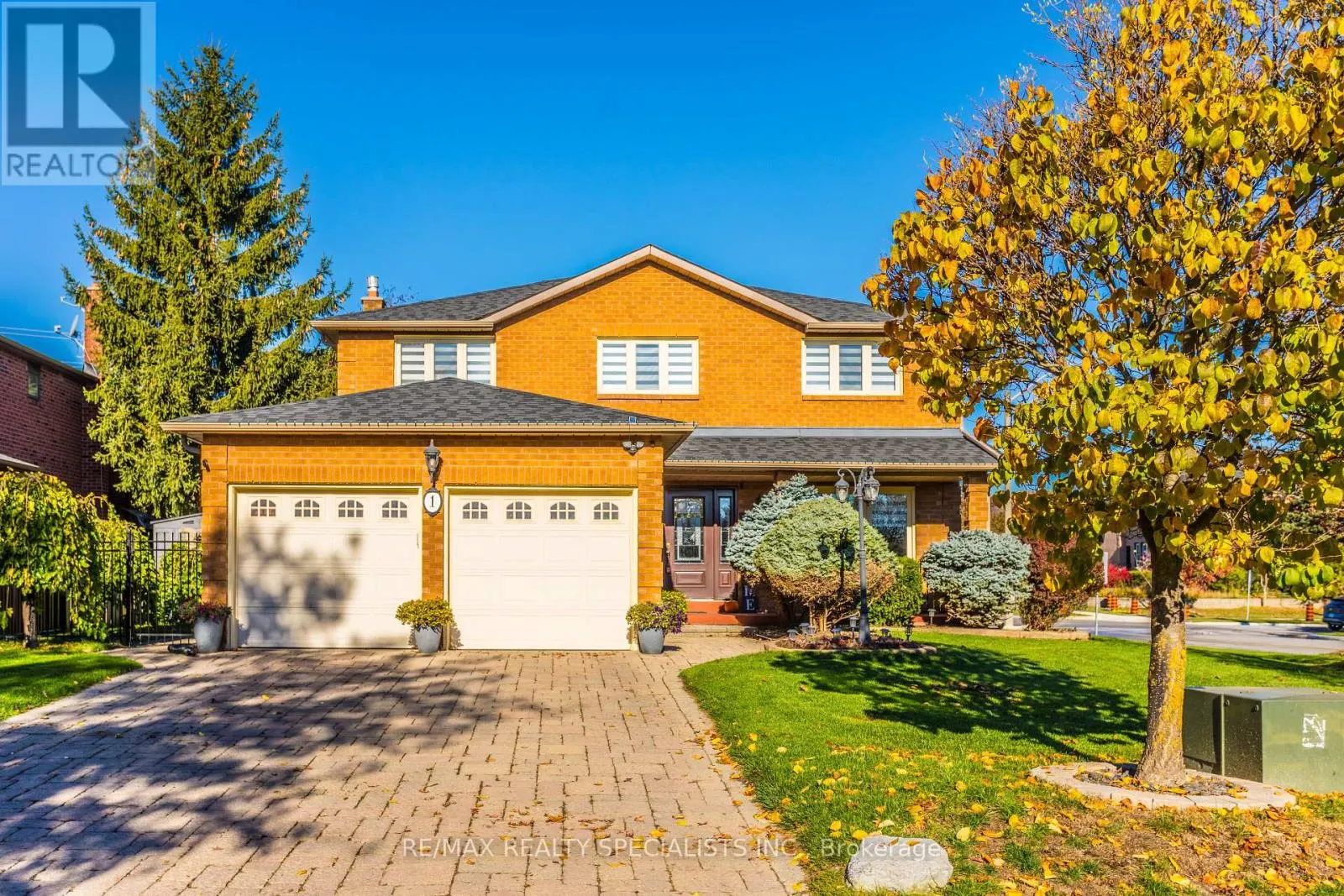 1 BURWASH COURT