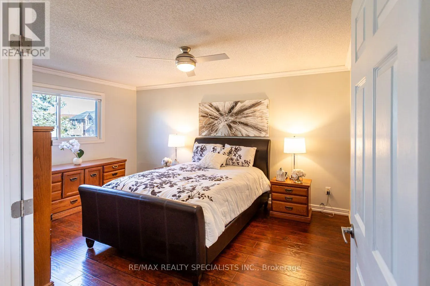 1 BURWASH COURT
