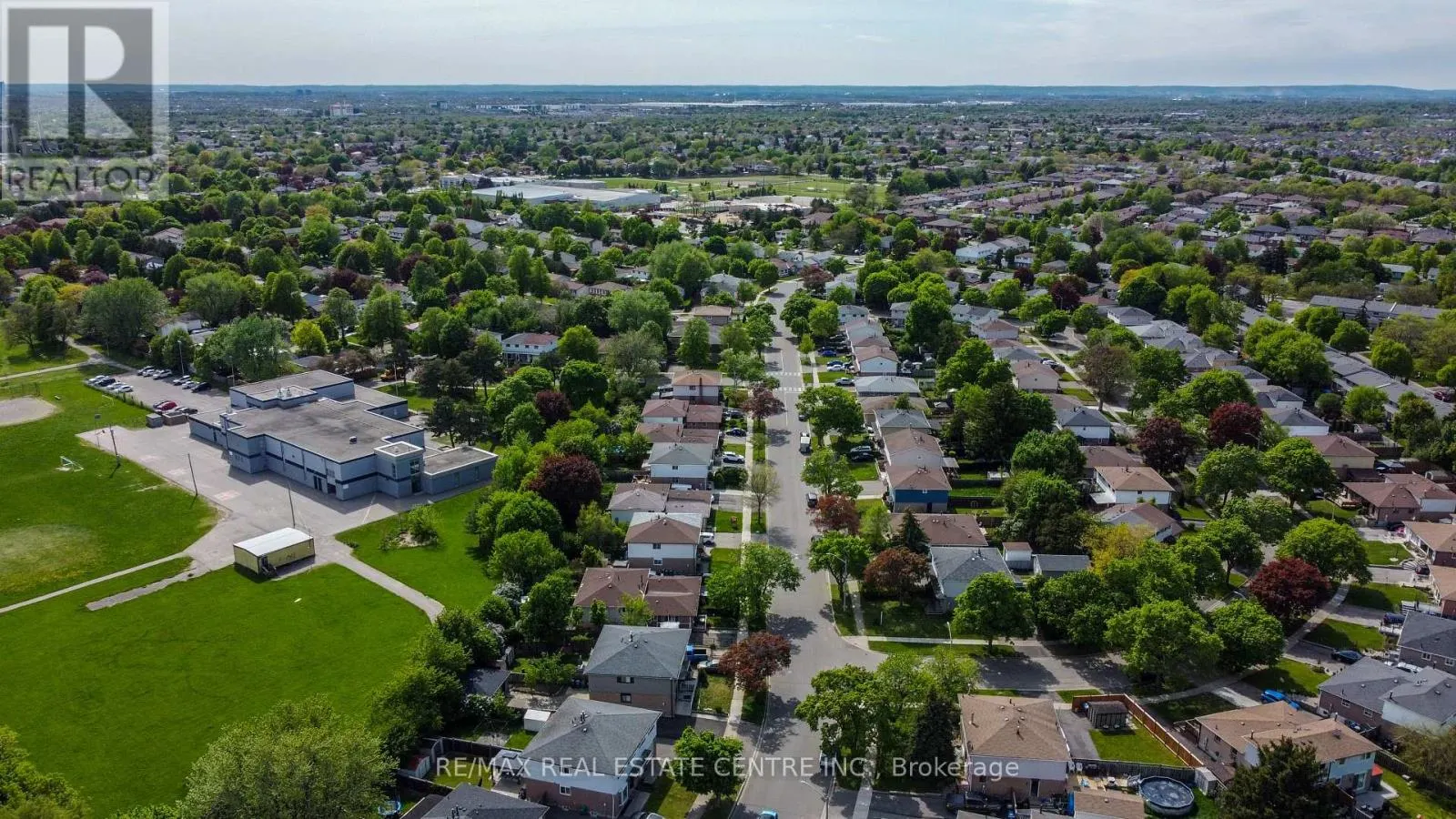 289 ARCHDEKIN DRIVE