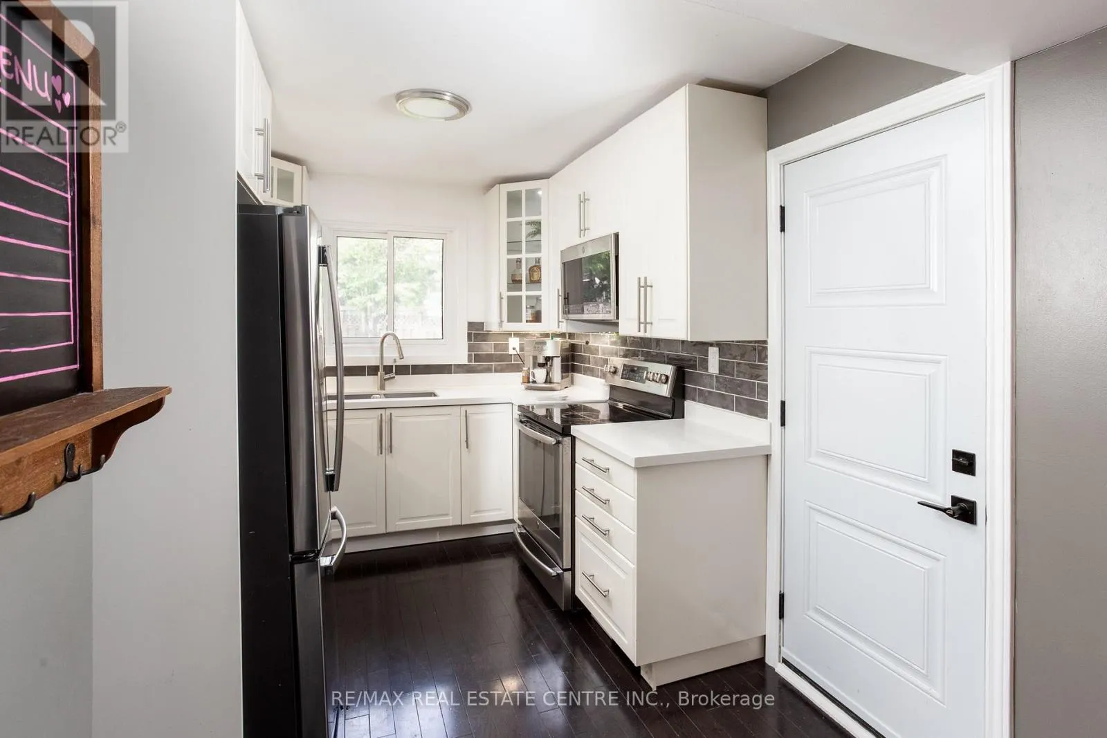 289 ARCHDEKIN DRIVE