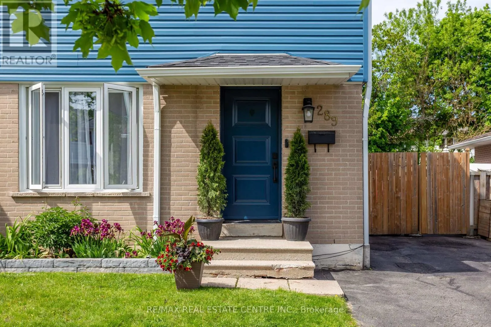 289 ARCHDEKIN DRIVE