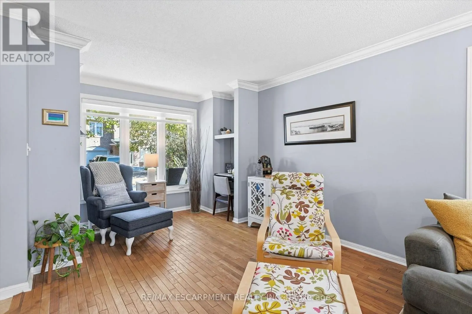 2206 CASSELMAN COURT