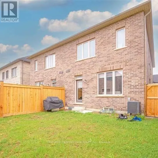 UPPER - 17 ANGELFISH ROAD