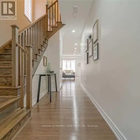 UPPER - 17 ANGELFISH ROAD