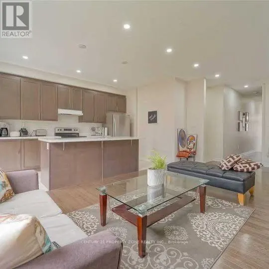 UPPER - 17 ANGELFISH ROAD