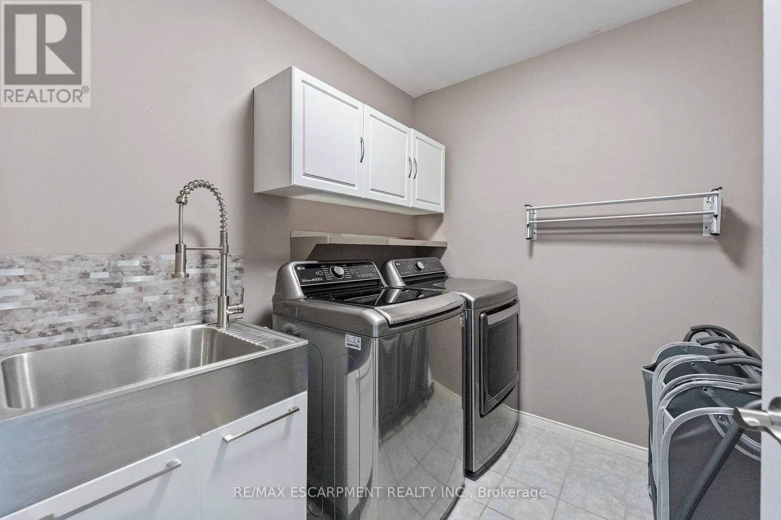 2206 GOLDEN ORCHARD TRAIL