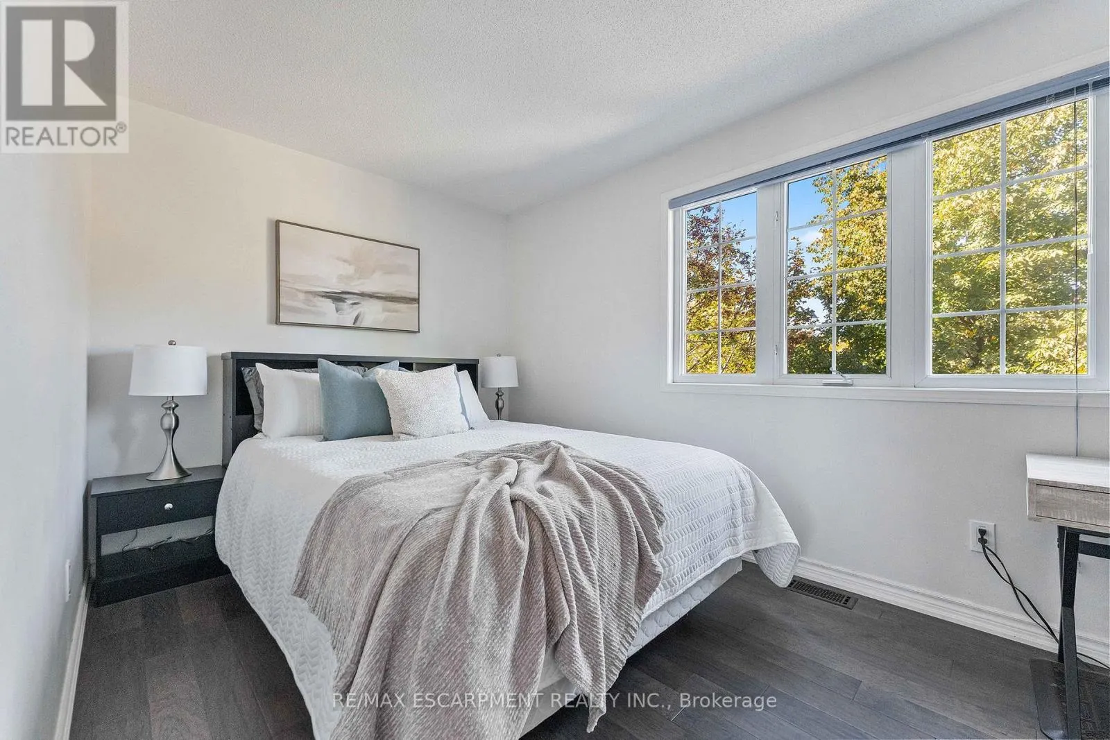 2206 GOLDEN ORCHARD TRAIL
