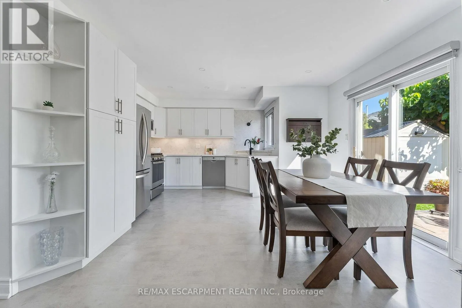 2206 GOLDEN ORCHARD TRAIL