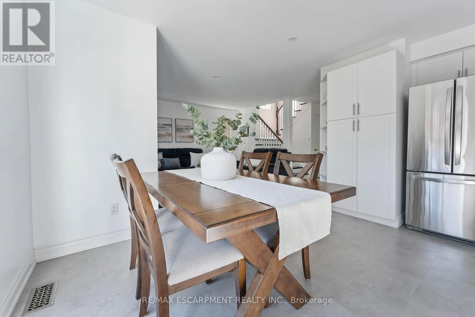 2206 GOLDEN ORCHARD TRAIL