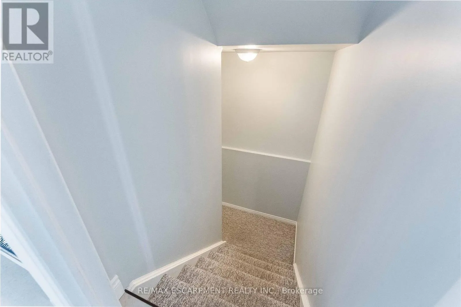 2206 GOLDEN ORCHARD TRAIL