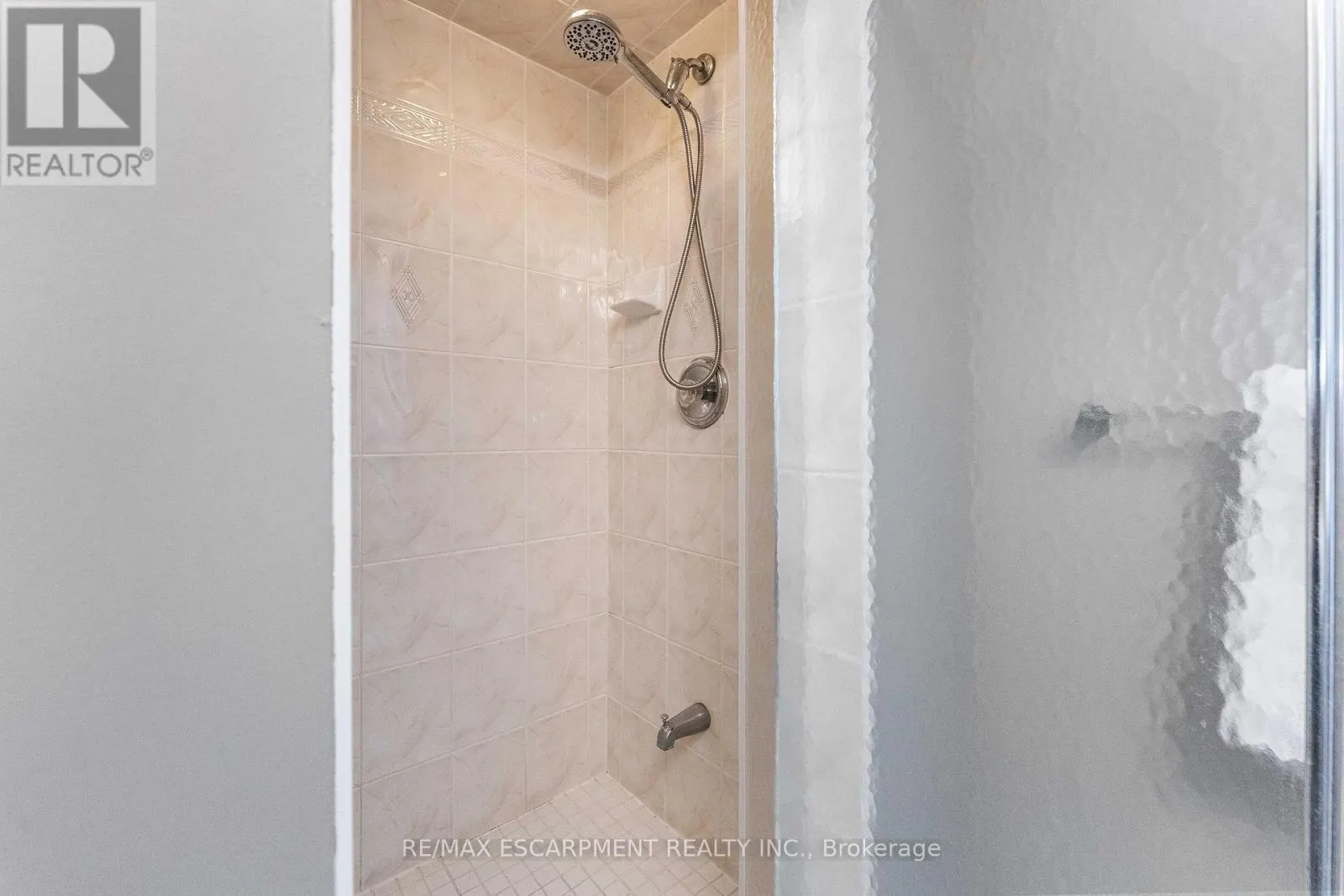 2206 GOLDEN ORCHARD TRAIL