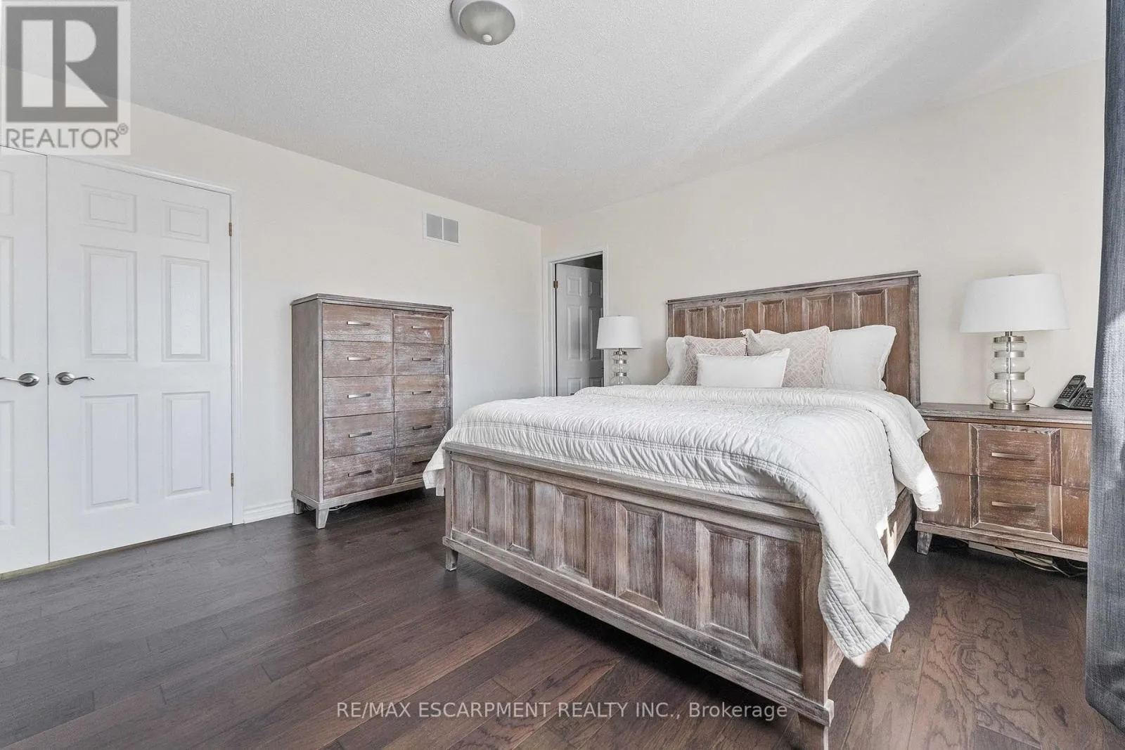 2206 GOLDEN ORCHARD TRAIL