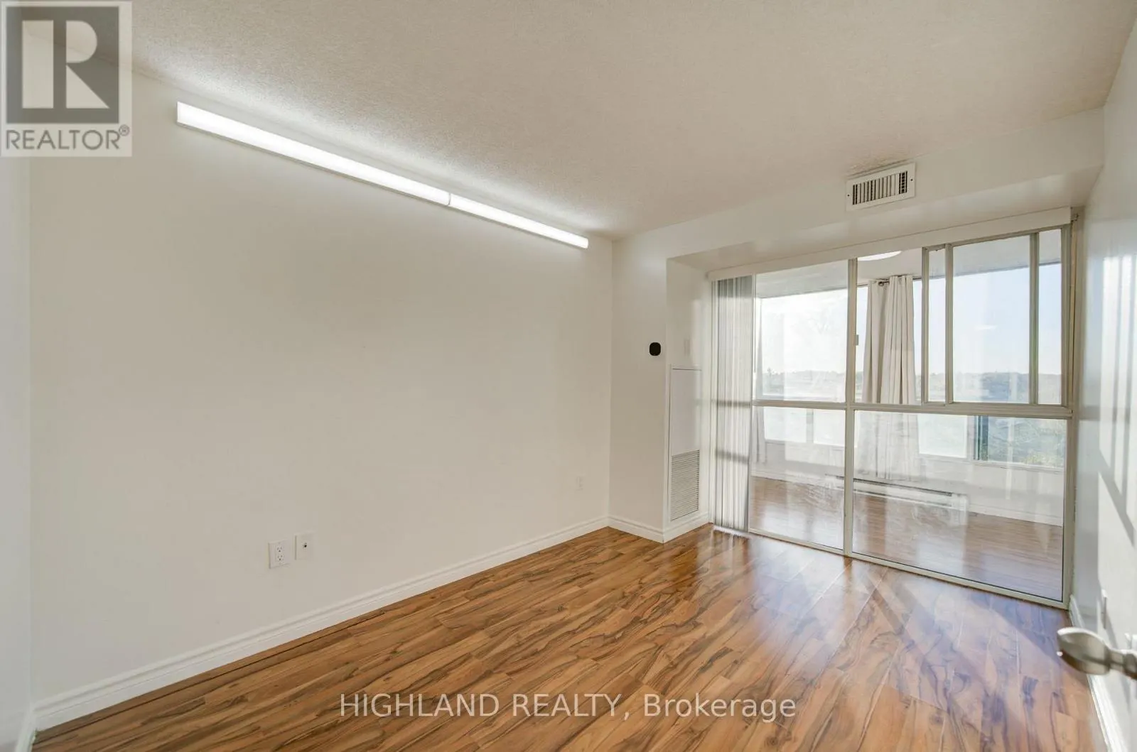 412 - 4470 TUCANA COURT
