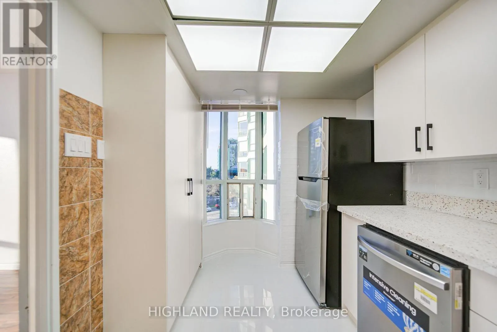 412 - 4470 TUCANA COURT