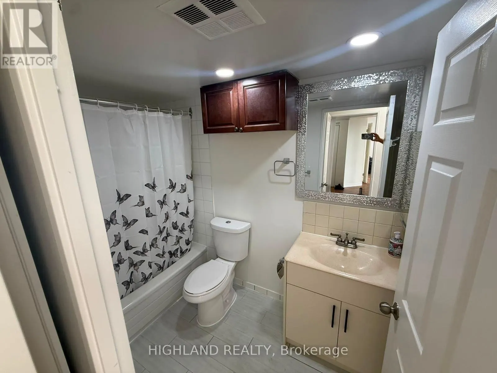 412 - 4470 TUCANA COURT