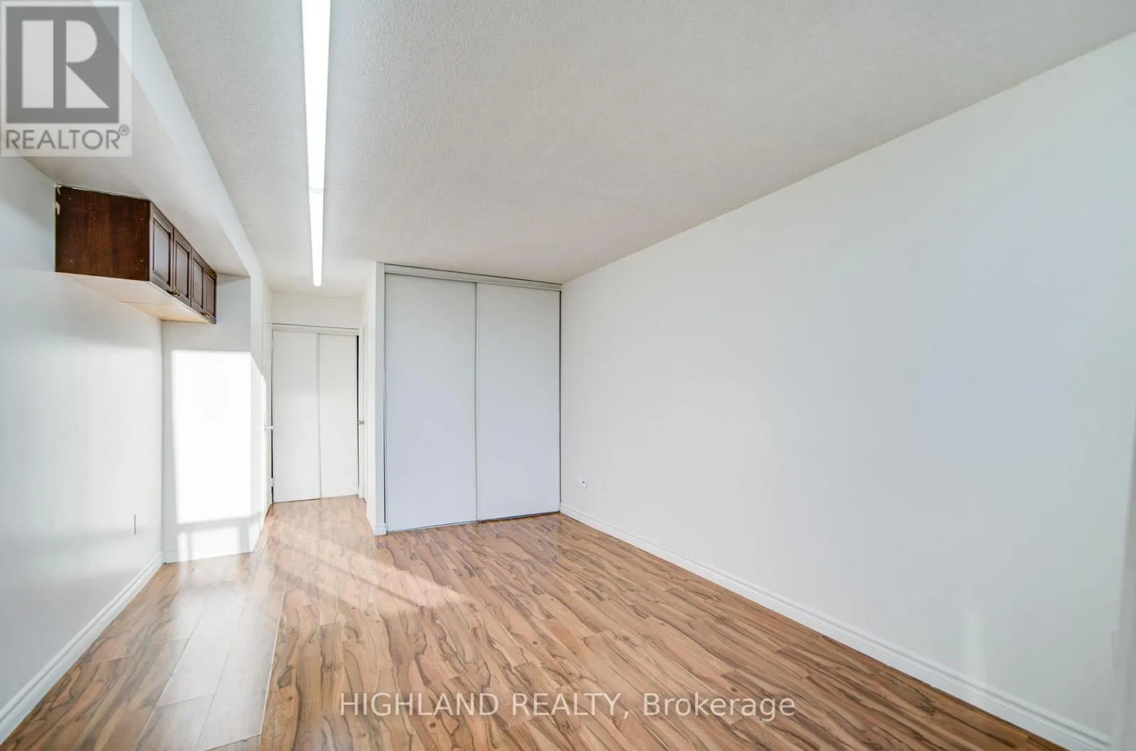 412 - 4470 TUCANA COURT