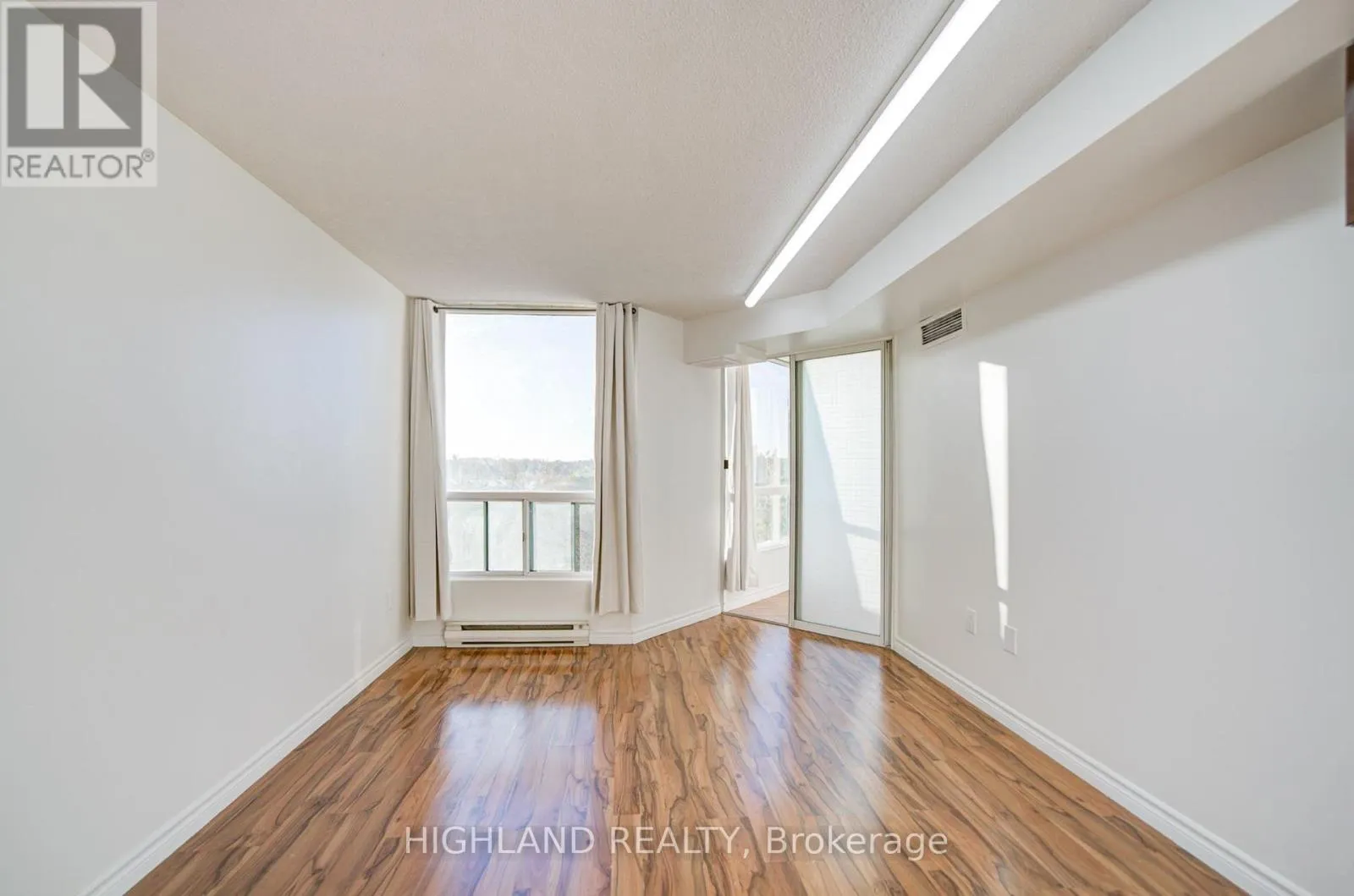 412 - 4470 TUCANA COURT
