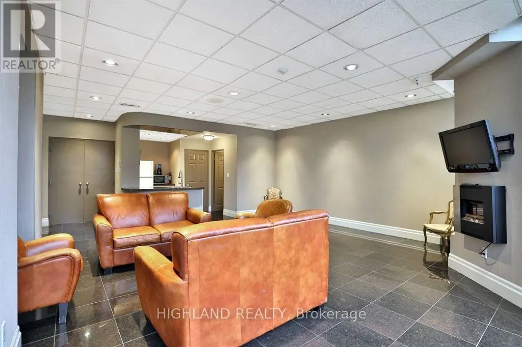 412 - 4470 TUCANA COURT
