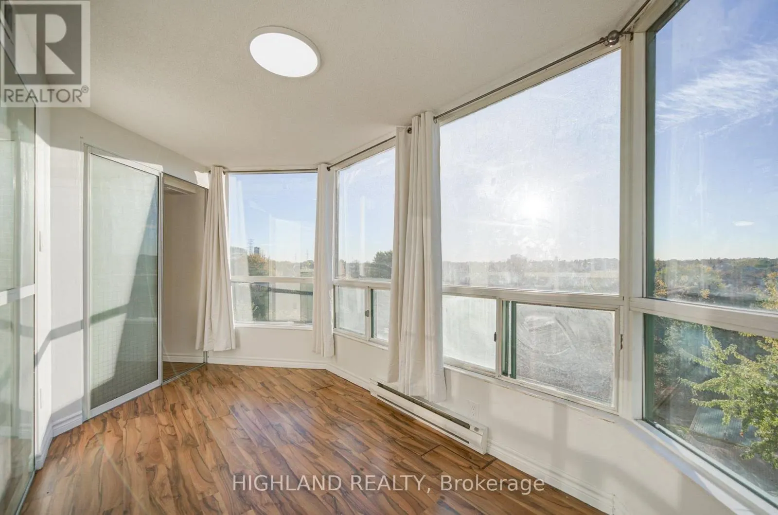 412 - 4470 TUCANA COURT