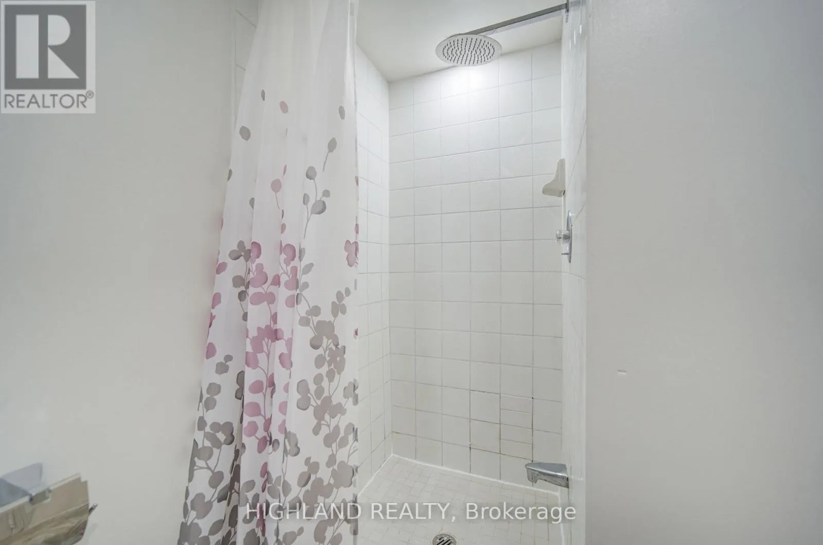 412 - 4470 TUCANA COURT