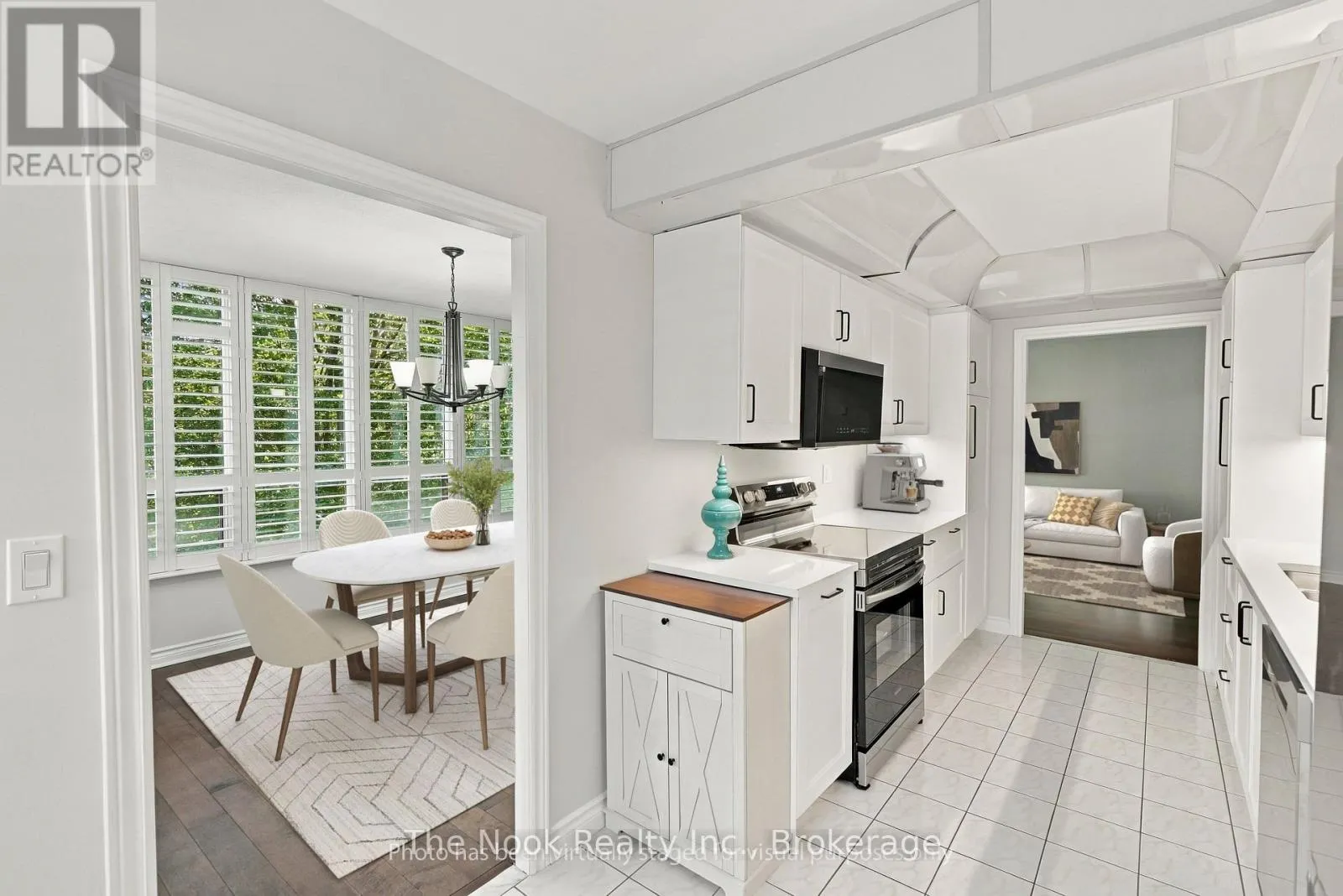 213 - 1 RIPLEY AVENUE #213